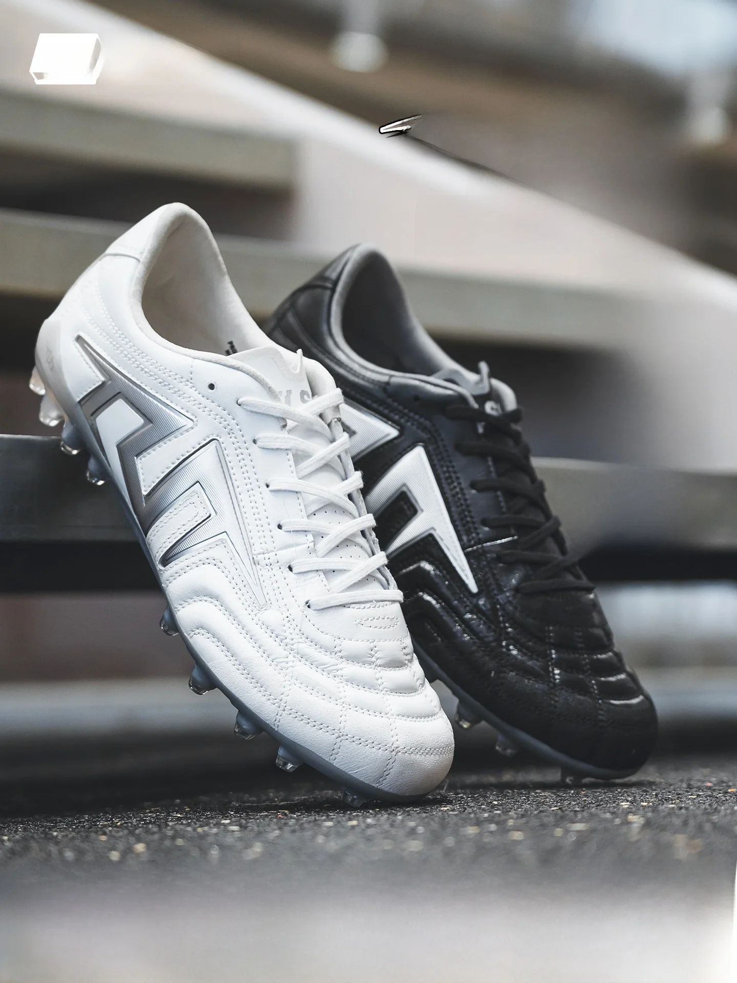 

Футбольные бутсы TLSS TACTICIANLIGHT Pro из кожи кенгуру, 2E Wide Fit, с амортизацией, искусственная кожа, подходят для мужчин