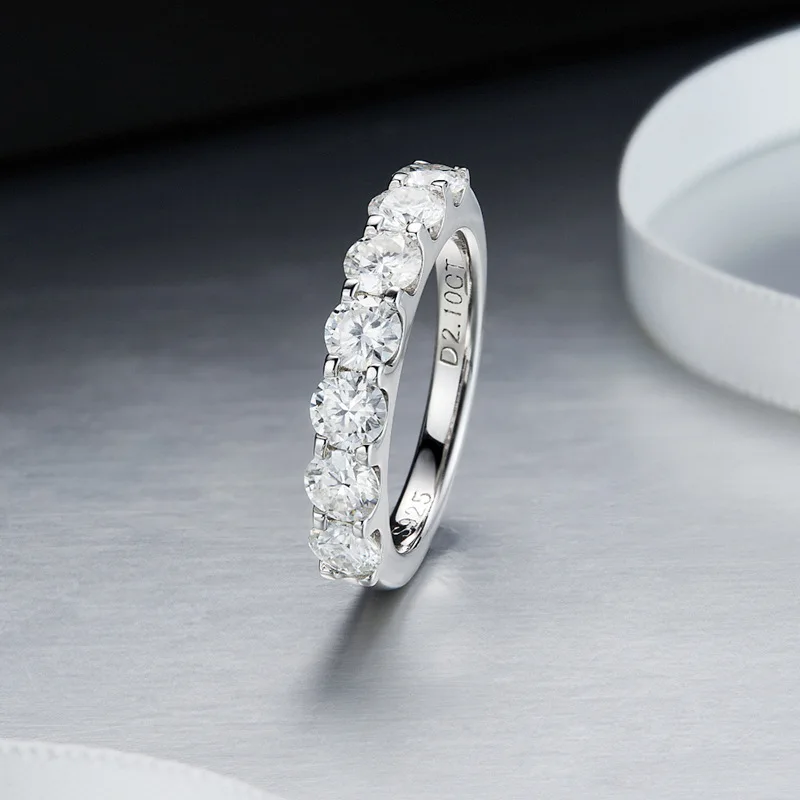 

Carnica 4mm 0.3CT*7 Stone Real Moissanite Ring for Women 100% S925 Sterling Silver Sparkling Wedding Band Jewelry GRA D Color