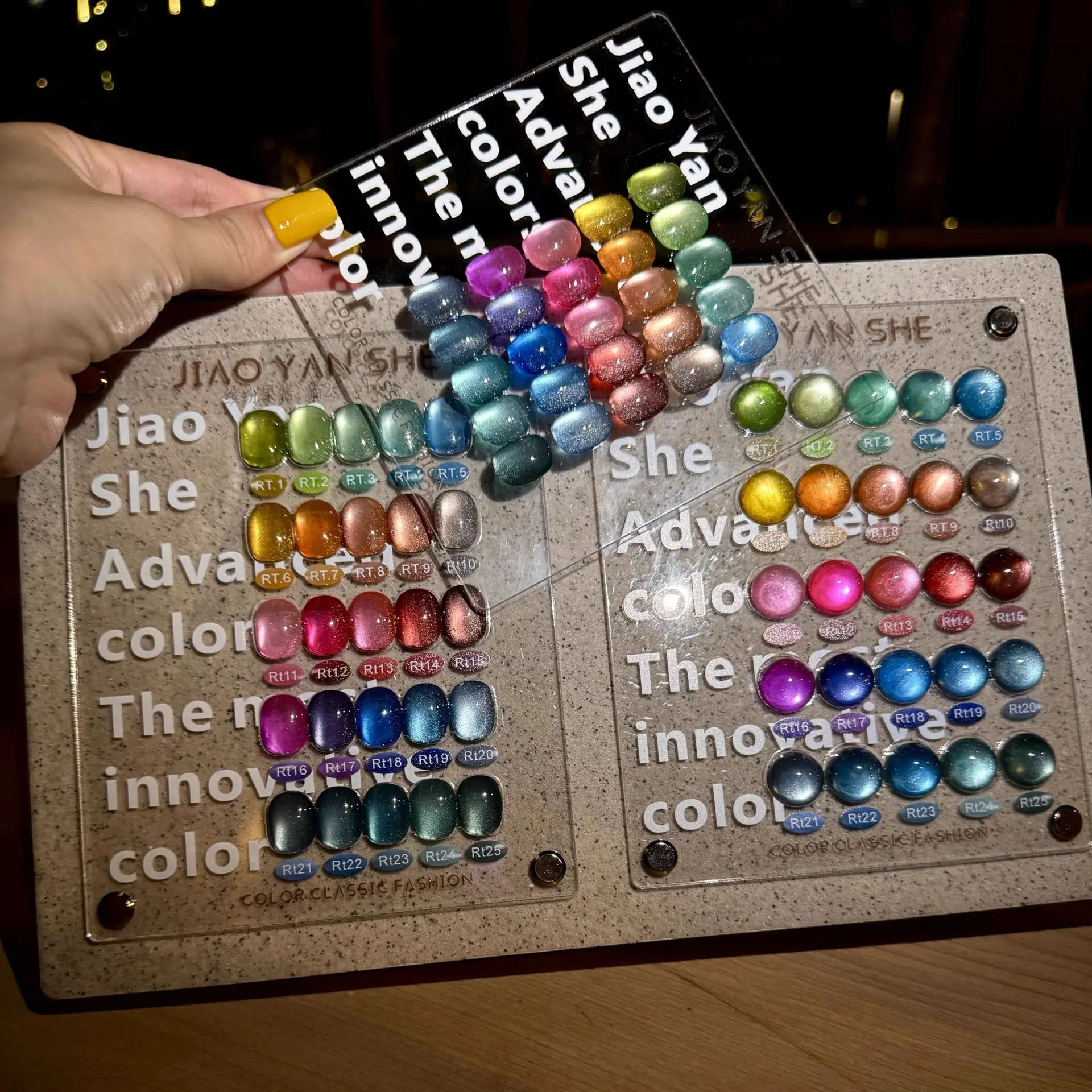 

12 мл Красочные стеклянные бусины Cat Магнитный гель для ногтей Ультра блестящий полуперманентный замачиваемый УФ-гель для дизайна ногтей Лак для маникюра