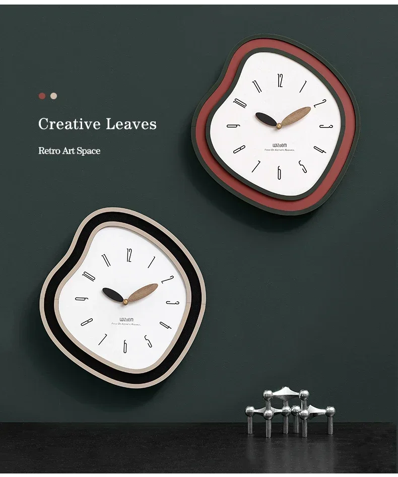 Nordic light luxury wall clock home modern minimalist creative heterosexual net red new living room clock wall decoration crafts