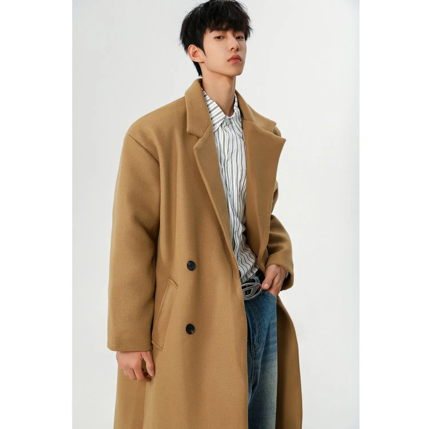 

Пальто из шерстяной смеси, короткое, мужское, без пояса, безформенное, неструктурированное, нечеткое, неопределённое, неясное, неуловимое, неуточнённое, неясное, неясное