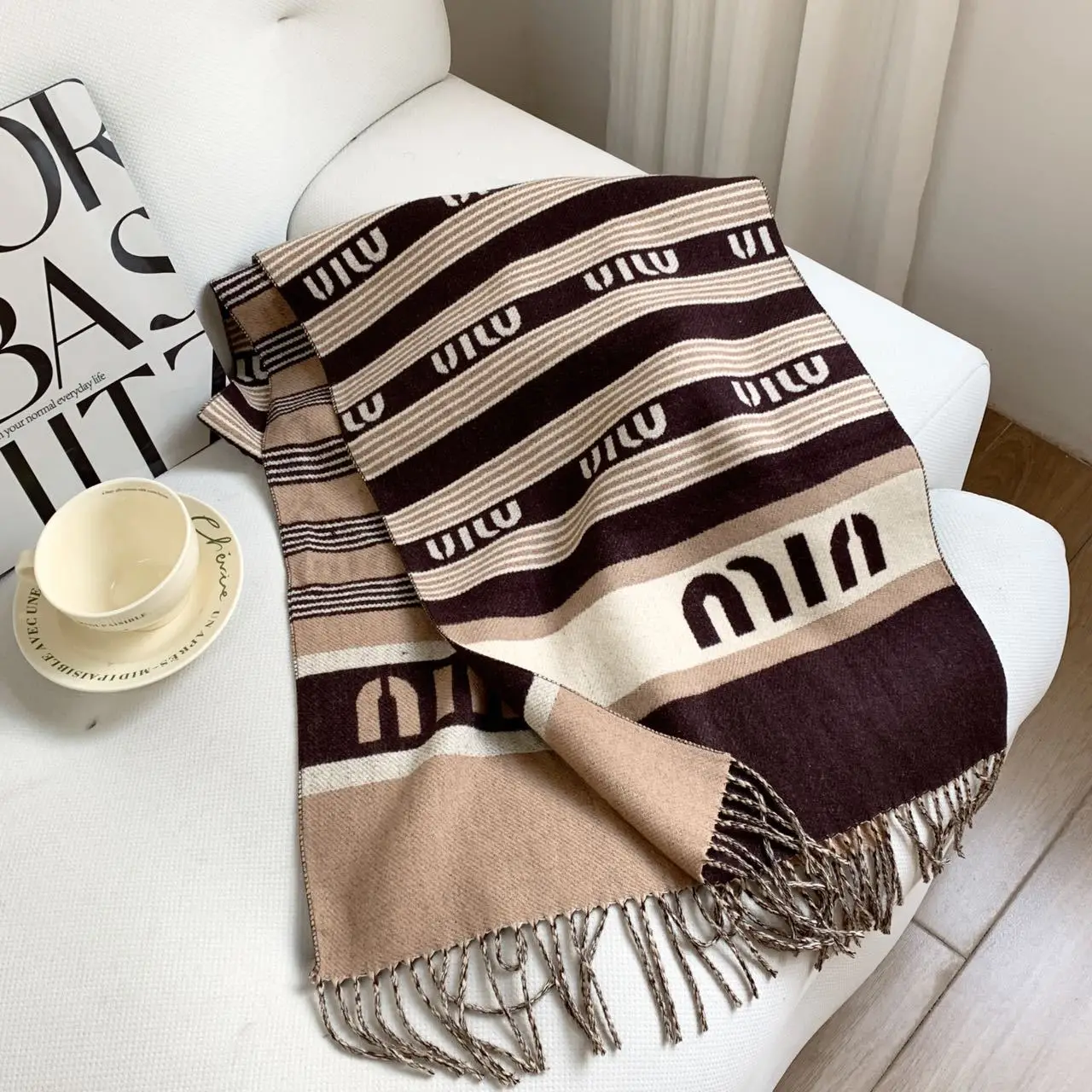 

2025 New Letter Stripe Scarf Women's Narrow Acrylic Wool Like Scarf Soft Warm Thickened Shawl with Fringe for Fall Winter