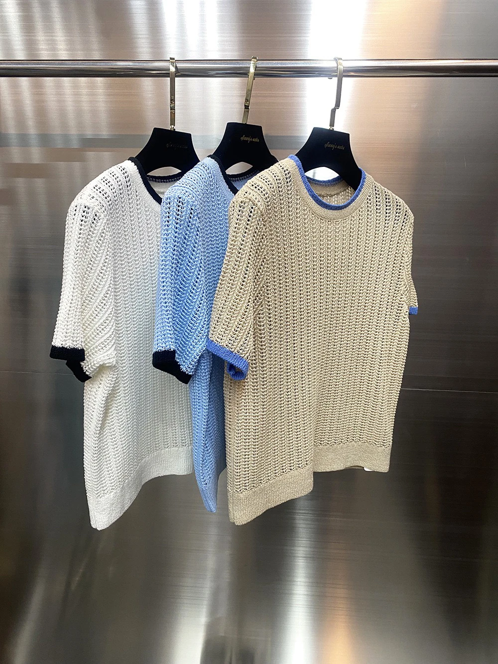 

Новая летняя коллекция 2025: Свободная вязаная футболка с коротким рукавом и круглым вырезом, в стиле колор-блок, женская модная повседневная блузка в различных цветах