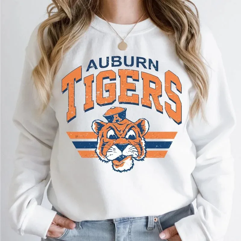 

Autumn and Winter Auburn Tigers Print Crew Neck Sweatshirt 100% Cotton Great for Auburn Fans and Alumni