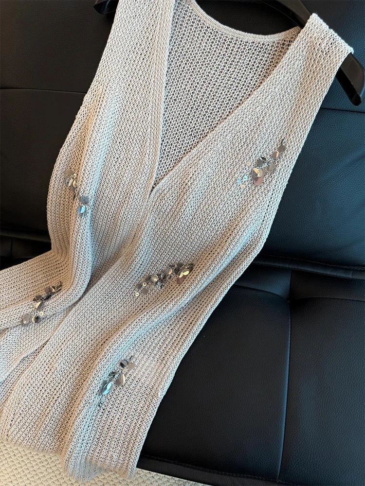 

Elegant Hollow out Knitted V-Neck Cardigan Women's Spring Summer New Style Fashionable Vest Top High Quality Heavy Duty Beading