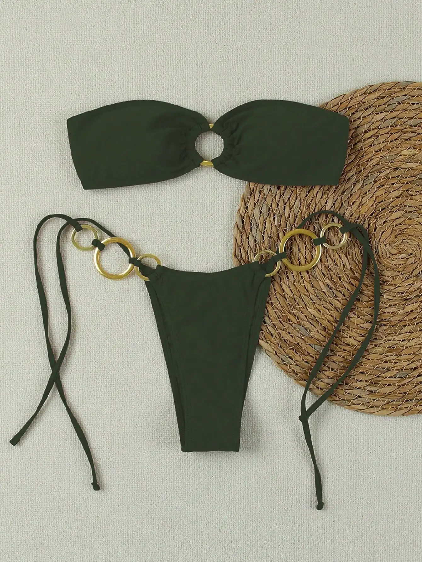 

Однотонный зеленый комплект бикини-бандо с круглым кольцом для пляжного отдыха