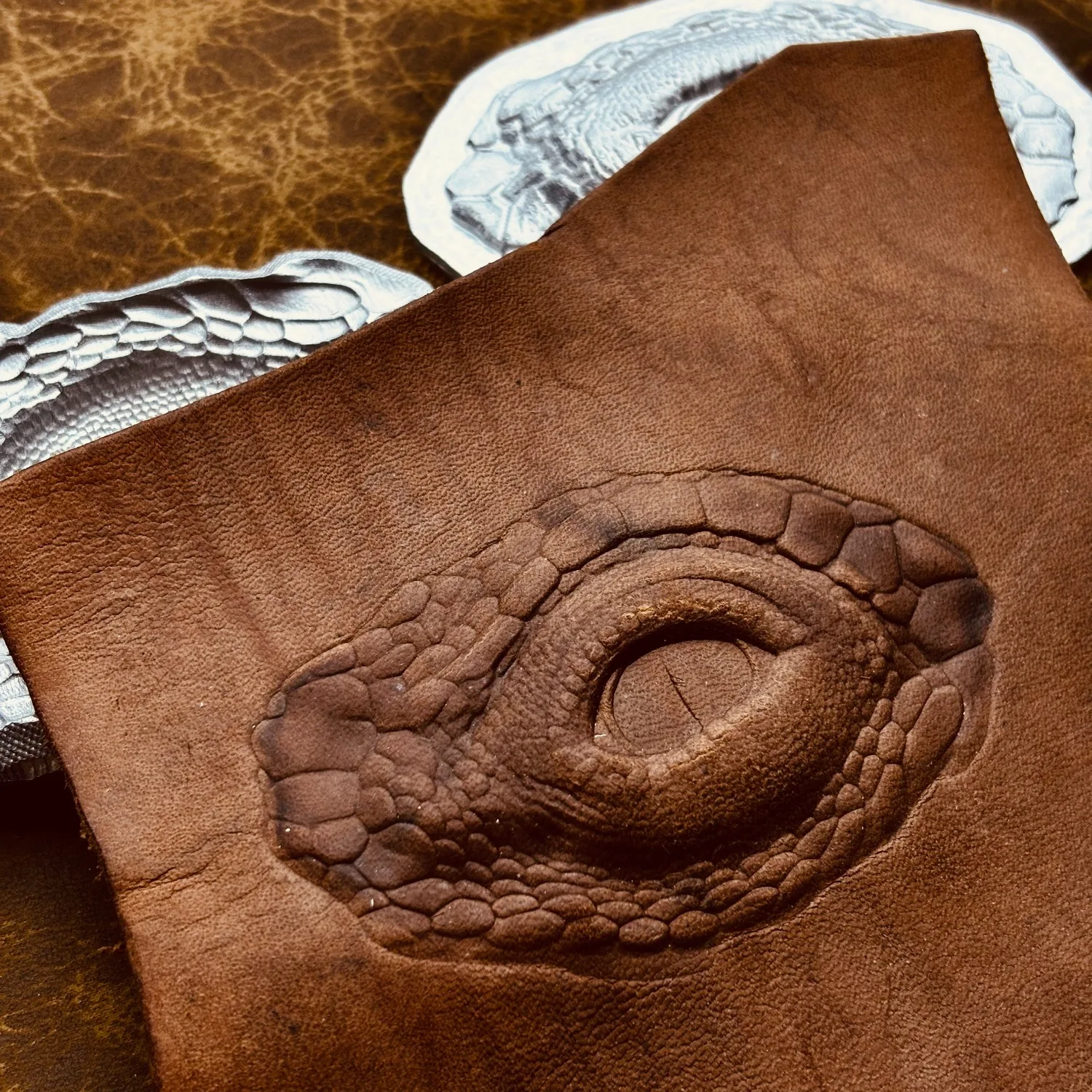 Dragon Dinosaur Eye Leather Embossing Mold 3D Concave Convex Stamp Aluminum Alloy Pressing Mould Two Sizes Craft Tool view 5