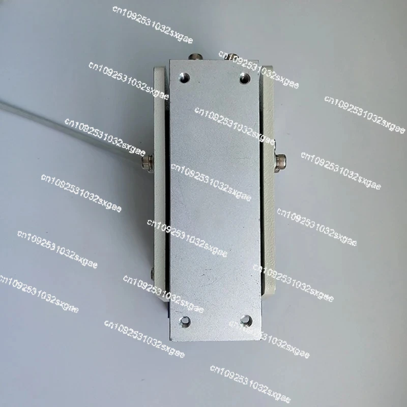 220V electromagnetic vibrating plate direct vibration feeder 100#-140#160#190# precision linear feeder flat vibration.