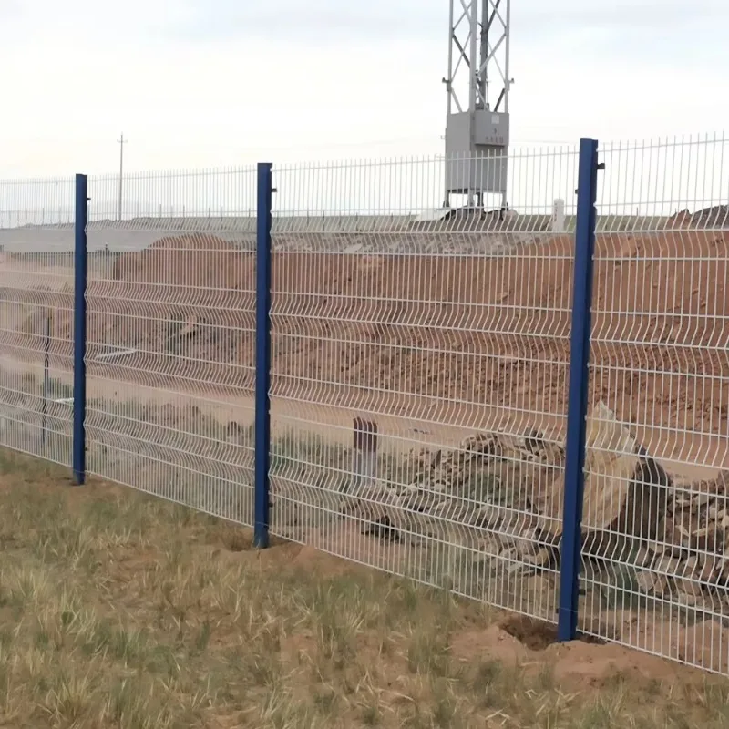 Rectangular Mesh Fence Curved Mesh Fence Durable Resistant Mesh Fence for Outdoor Construction and Industrial Use