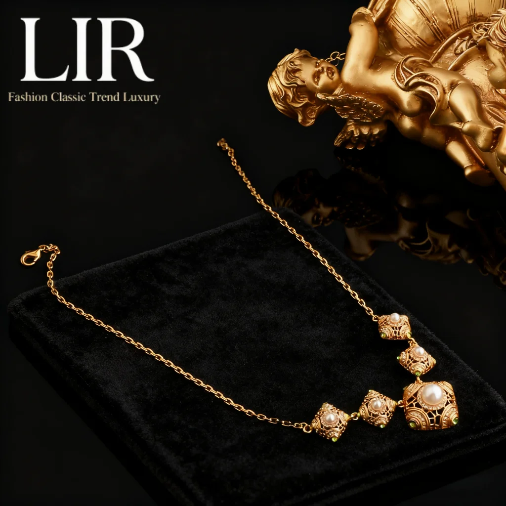 

LIR Women's Necklace: Retro Geometric Palace | Natural Pearl AAA Zircon Neck-Flattering Versatile