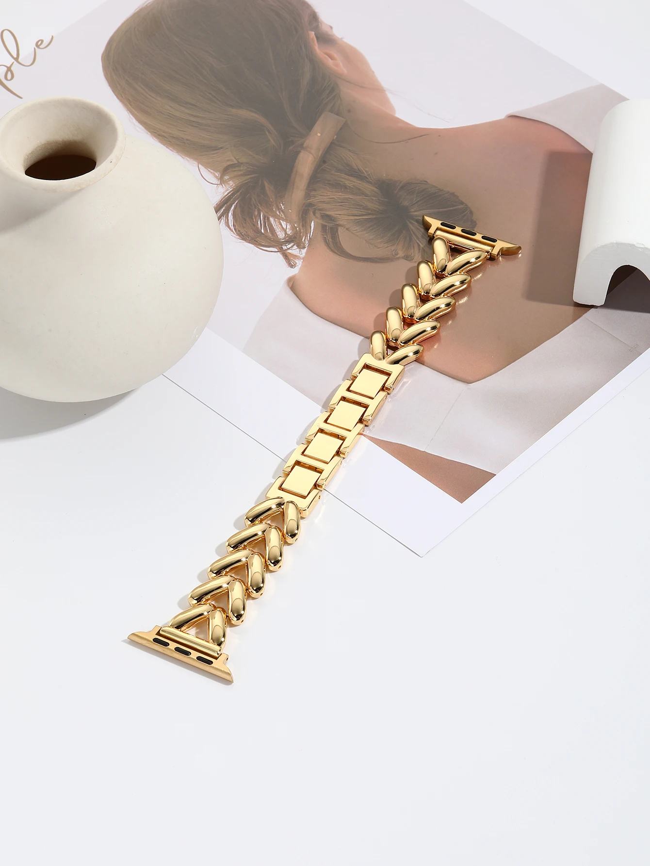 Luxe gouden horlogeband voor Apple Watch 44 mm 8 7 9 41 mm 6 5 roestvrijstalen damesarmband voor iWatch Ultra 40 mm 42 mm 49 mm band