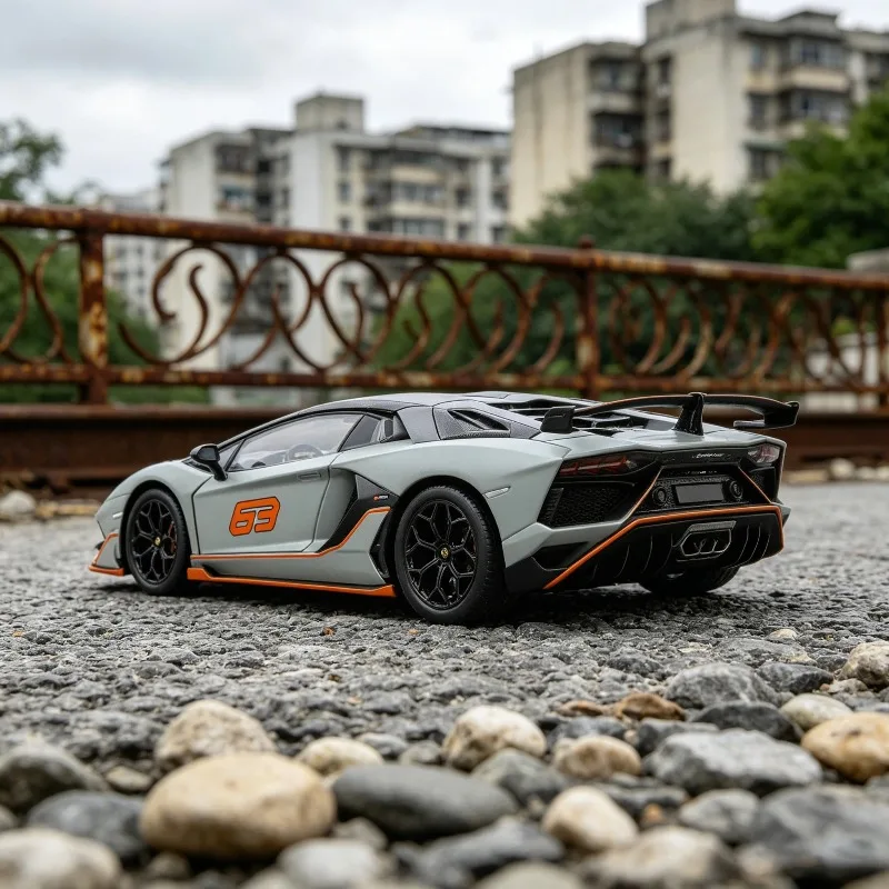 1:24 Lamborghini Aventador SVJ63 Alloy Metal Diecast Model Car Home Trendy & Desktop Display Ornament Birthday Gifts For Friend