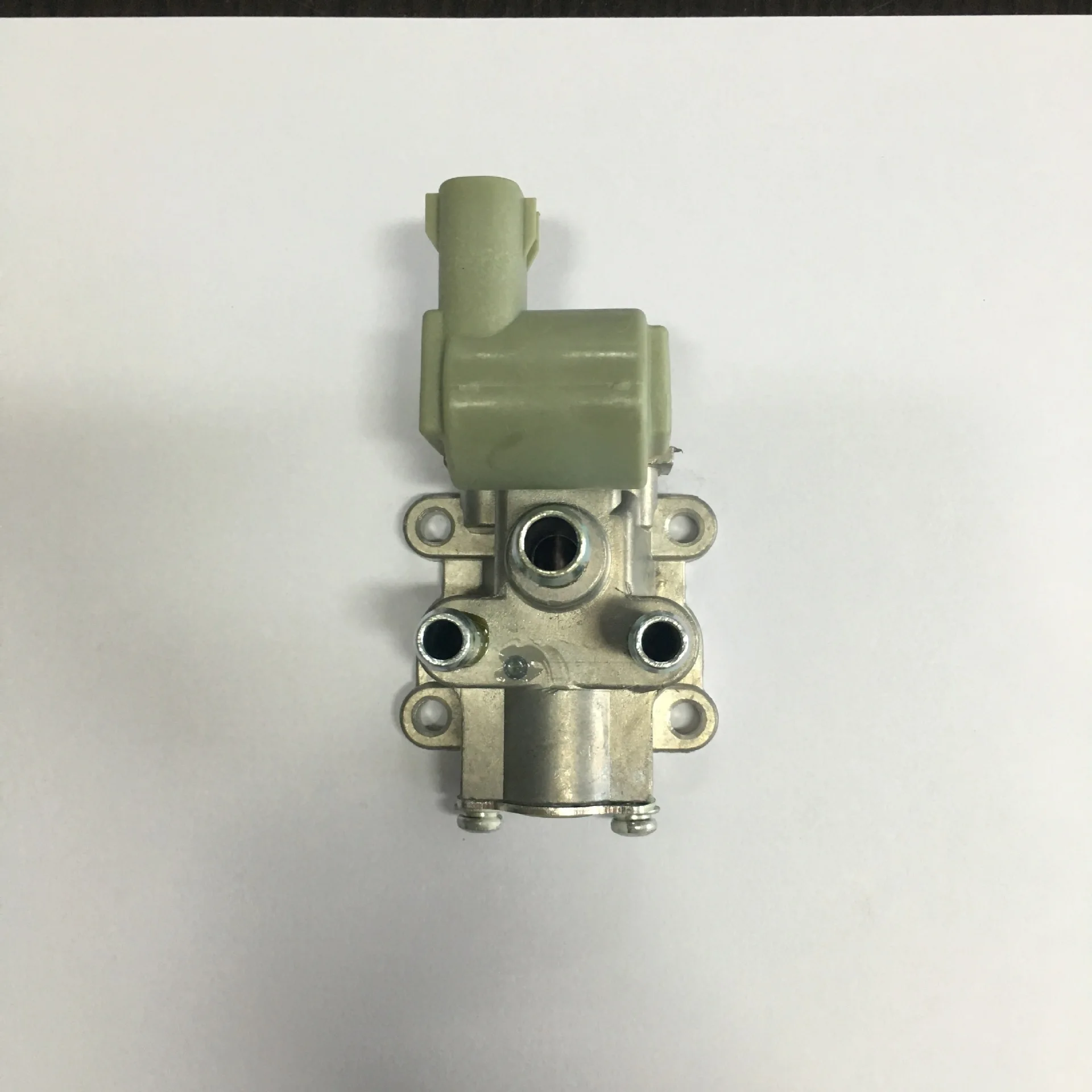 Automotive Parts Idle Motor Control Valve 22270-15010 22270-16060 22270-74090 136800-038