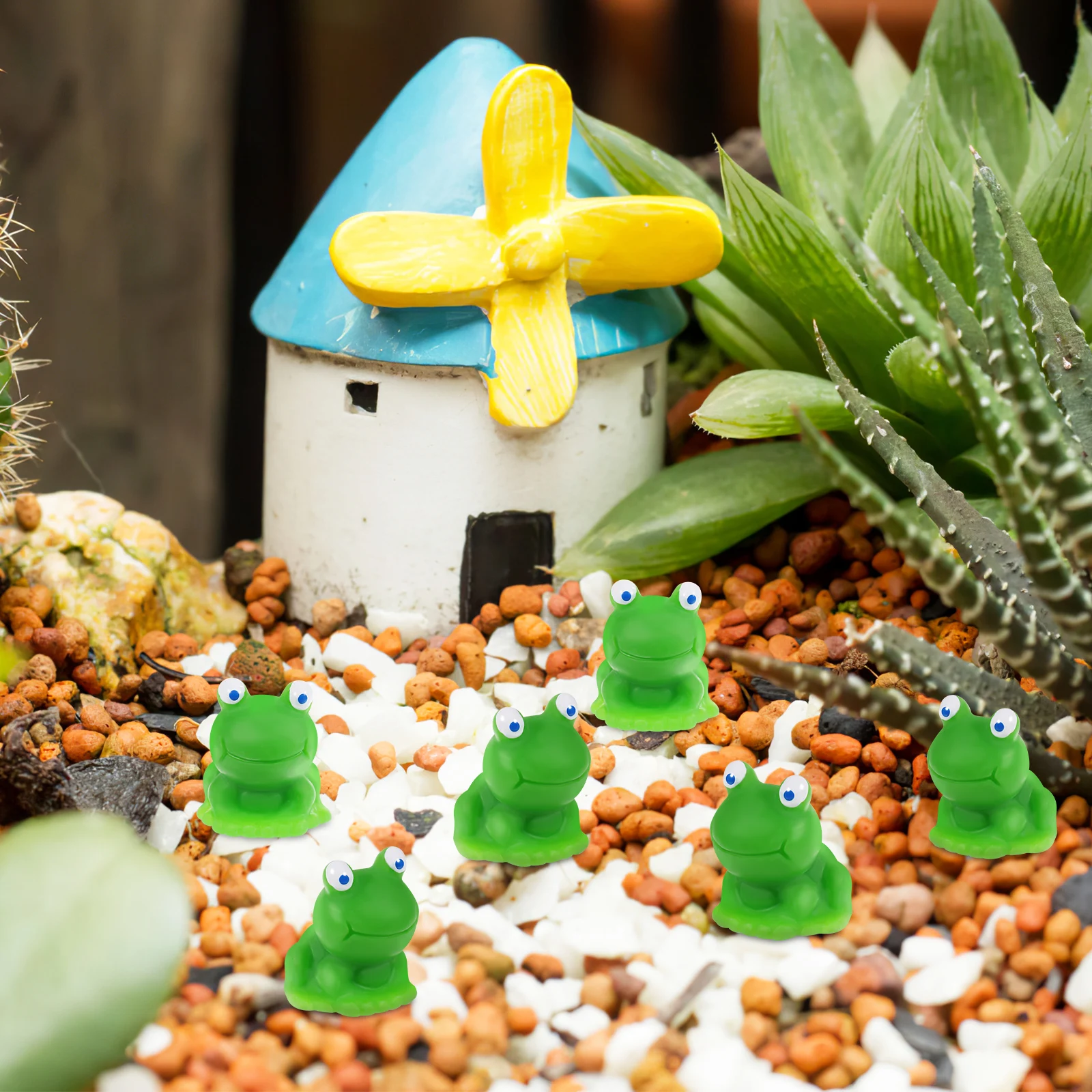 

20 Pcs Statues Tiny Resin Frogs Miniature Decor Sculpture Child Garden Decoration Small