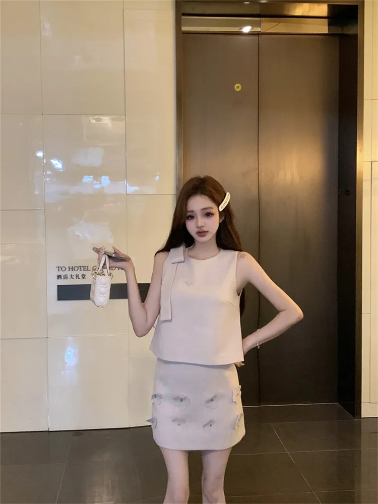 French Fashion Celebrity 2 Piece Dress Suits Elegant Lady O Neck Bow Short Tank Vest Top&Flower A Line Mini Skirt Two-piece Sets