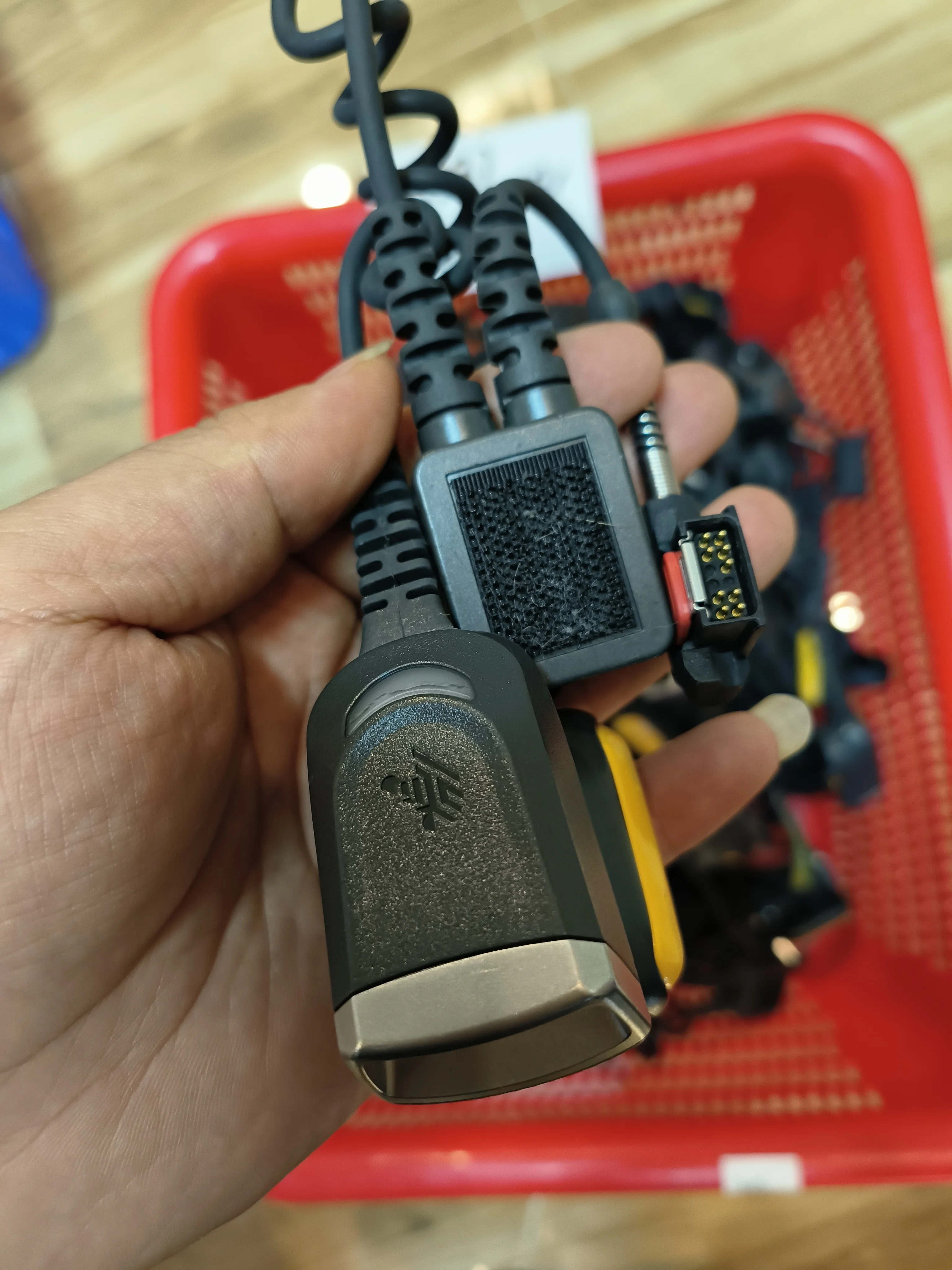 

For Zebra :RS5000-LCBSWR RS5000 Ring Scanner for Corded，Brand original 80% new