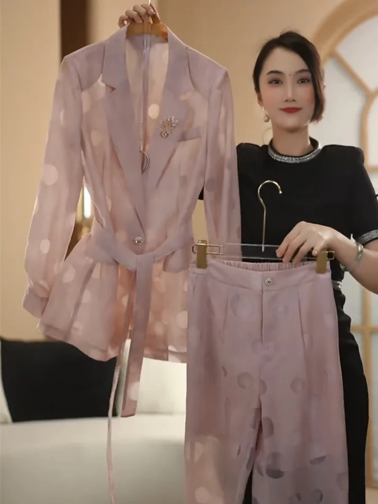 

Лето 2025 г., новый комплект для поездок на работу, розовый профессиональный костюм для похудения в стиле богини + широкие брюки для женщин, комплекты из двух предметов