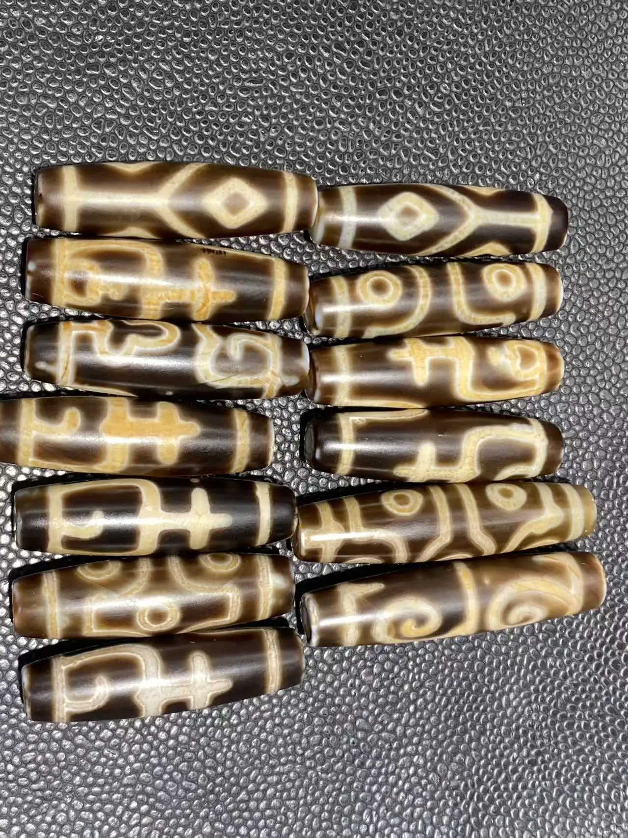 1pcs/lot 48-58mm Taiwanese Craft Yellow Agate Dzi Bead Weathered Tibetan Loose Bead Bracelet Necklace Imitation natural beads