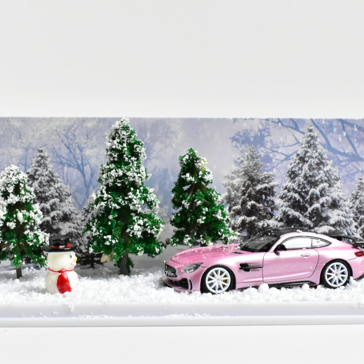 Fine works 1:64  GTR Christmas Diecast Model Car