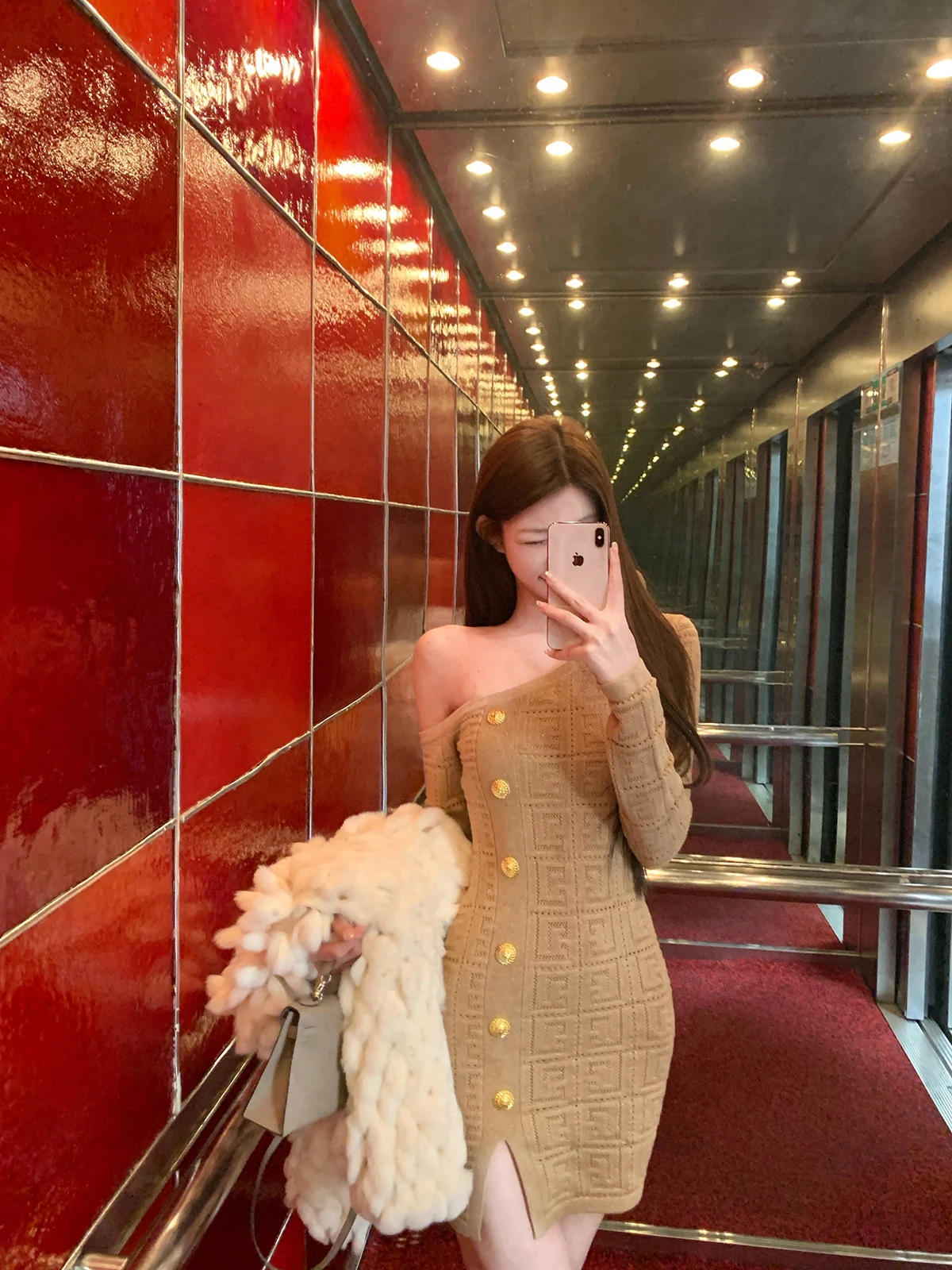 

Hotdog Spicy Long Sve Knitted Dr Women's oulder Bared Single Button O pe Ciwalk Dr Cleanfit Sle Neutral