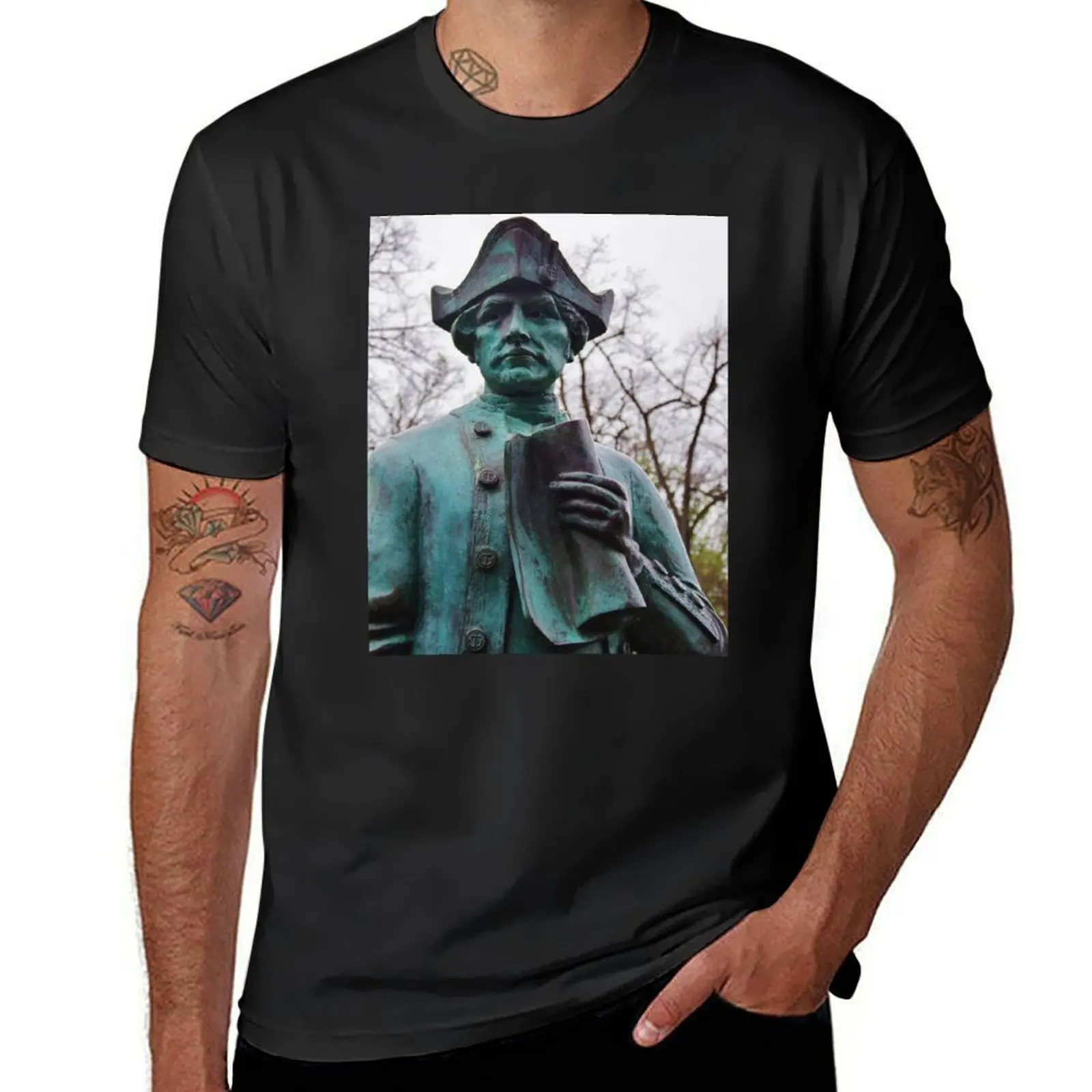 

Captain James Cook Statue T-Shirt customs design your own oversizeds mens t shirts pack