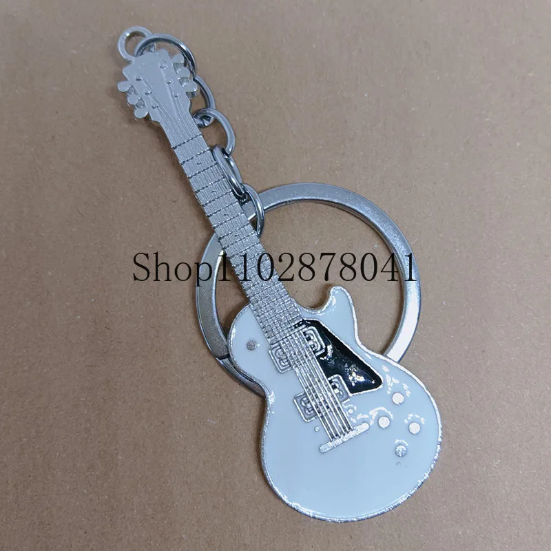 Hot Selling Fashion Jewelry Zinc Alloy Pendant Keychain Color Guitar Exquisite Classic Gift