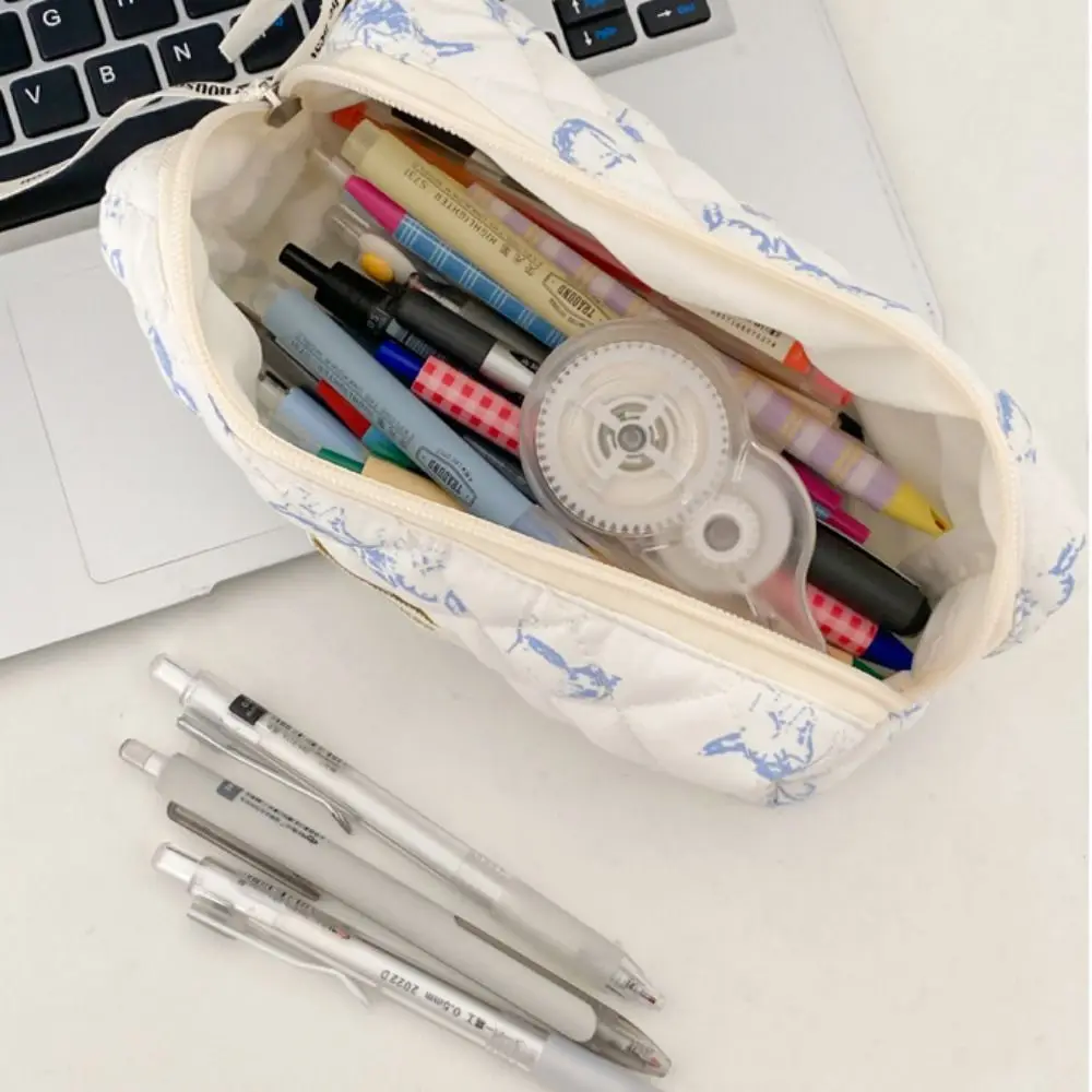 Chic Floral Large Capacity Pen Case Cat Strawberry Stationery Storage Bag Cartoon Detachable Makeup Lipstick Bag Students