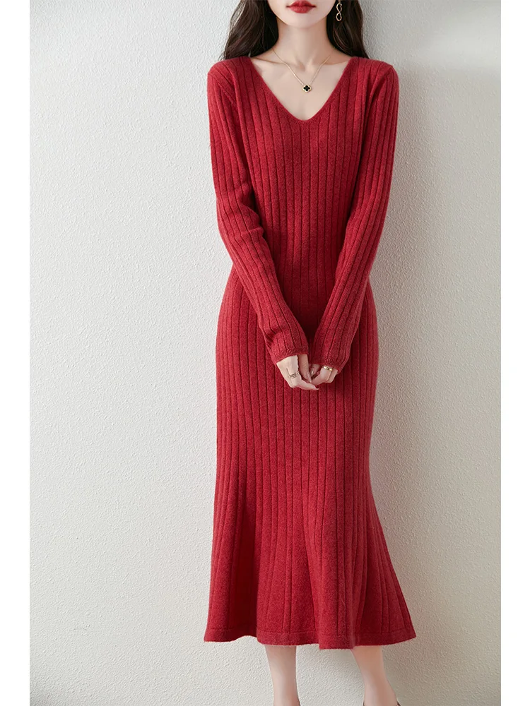 Women\'s Pure Wool Knitted Long Dress, V-Neck, Fishtail Skirt, Slim Fit, Striped, Fashionable, Casual, 2024 Autumn/Winter