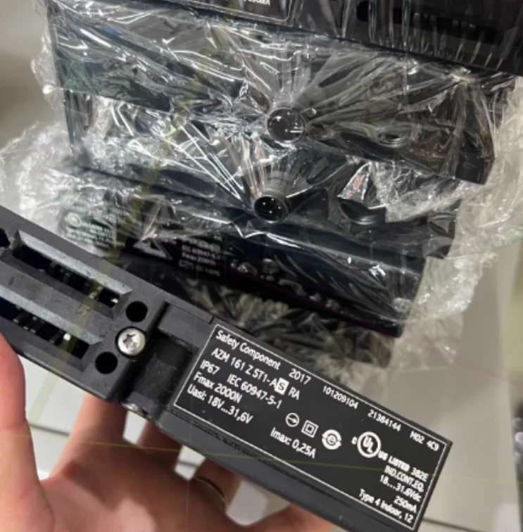 

AZM 161 Z ST1-AS rap SCHMERSAL 101169722 New security switch