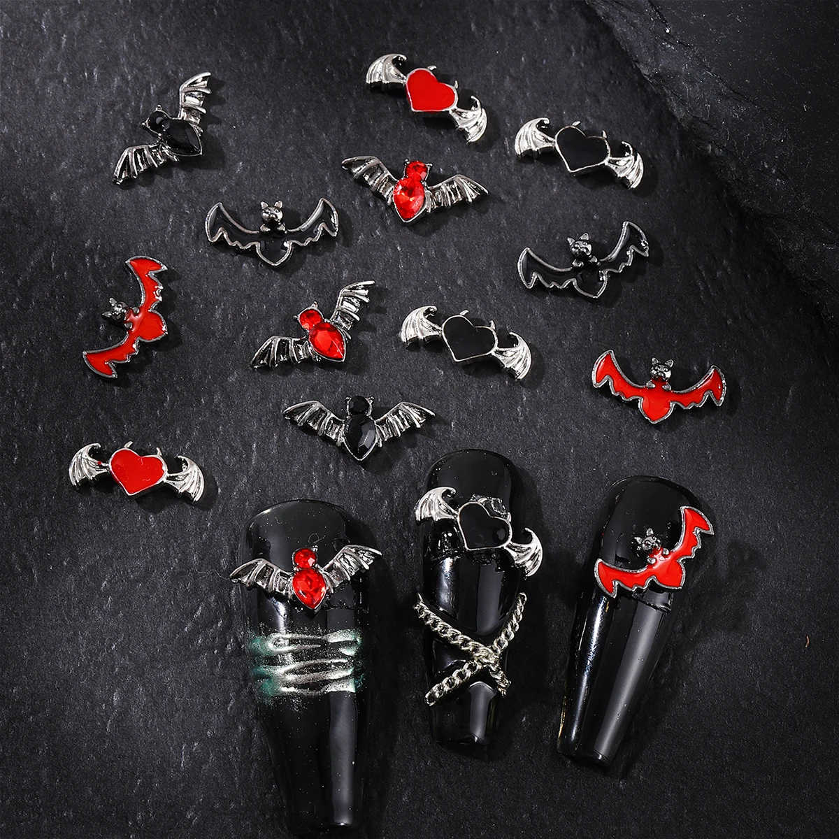 30szt Czarno-czerwone ciemne nietoperze retro mały diabeł miłość zdobienie paznokci dekoracja y2k metalowy styl Halloween DIY zdobienie paznokci dekoracje