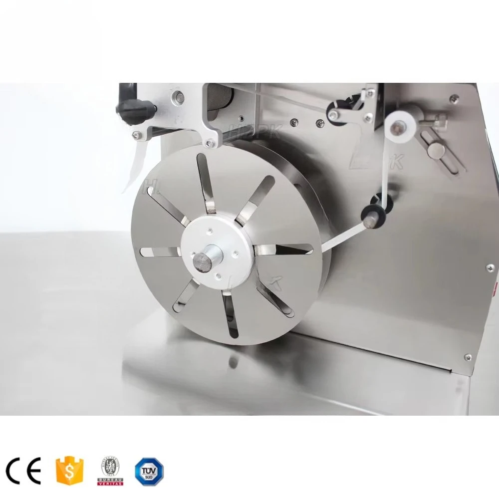 Self-adhesive manual tamping, sealing and applying carton semi-automatic right-angle labeling machine 3