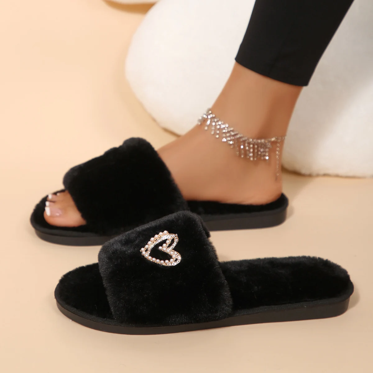 Chic Women’s Fur Slip-On Sandals with Pearl Detail – Plus Size