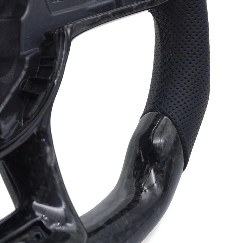 For Volkswagen Steering Wheel Horn Cover Golf7 GTI Forged Carbon Half Perforated Black Line With Forged Carbon Frame Sport Style