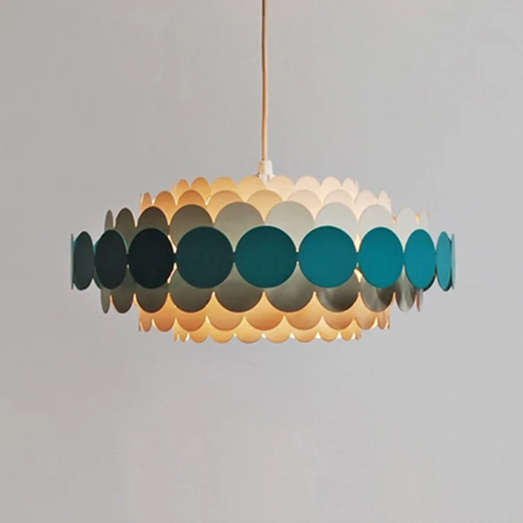 

Nordic simplicity, donuts, chandeliers, designer samples, chandeliers