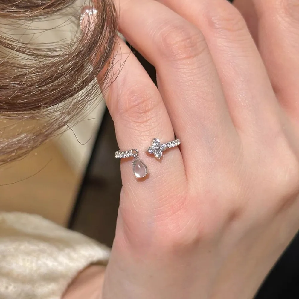 Trendy Exquisite 925 Sterling Silver Micro-inlay Zircon Four-leaf Clover Water Drop Tassel Opening Ring for Women Finger Jewelry