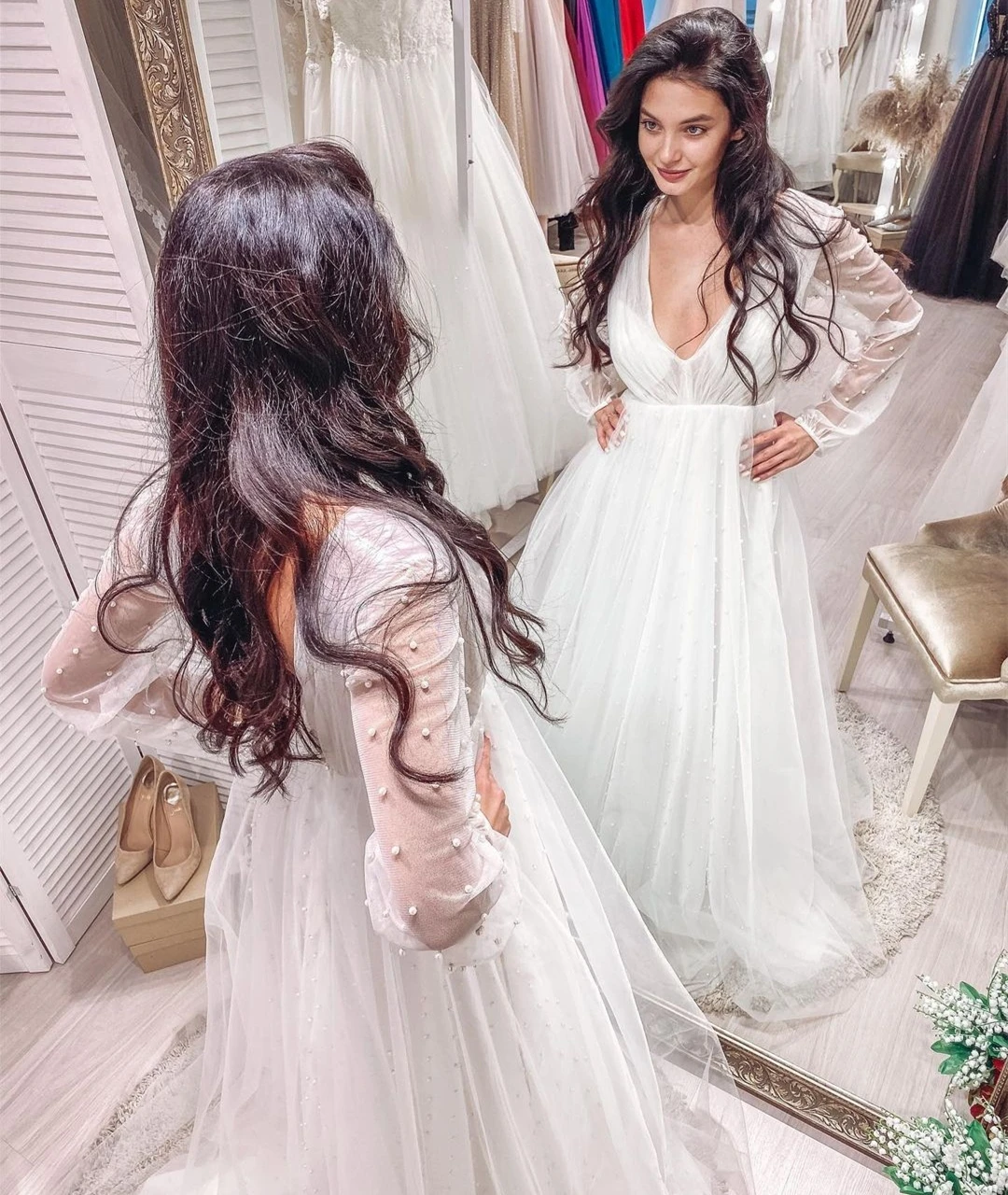 Wedding Dress Deep V-Neck Long Sleeve With Pearls Princess Vestidos Novia Backless Organza Or Length Robe De Mariee
