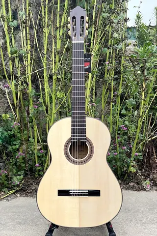 अच्छी गुणवत्ता वाला शास्त्रीय गिटार, हस्तनिर्मित, ठोस शीर्ष, शीशम, पीछे और साइड नायलॉन स्ट्रिंग 8 best sales शास्त्रीय गिटार - №5