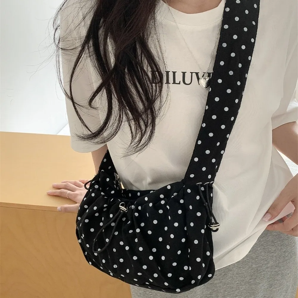 

Versatile Polka Dot Underarm Bag Korean Style Large Capacity Drawstring Shoulder Bag Lightweight Dumpling Bag