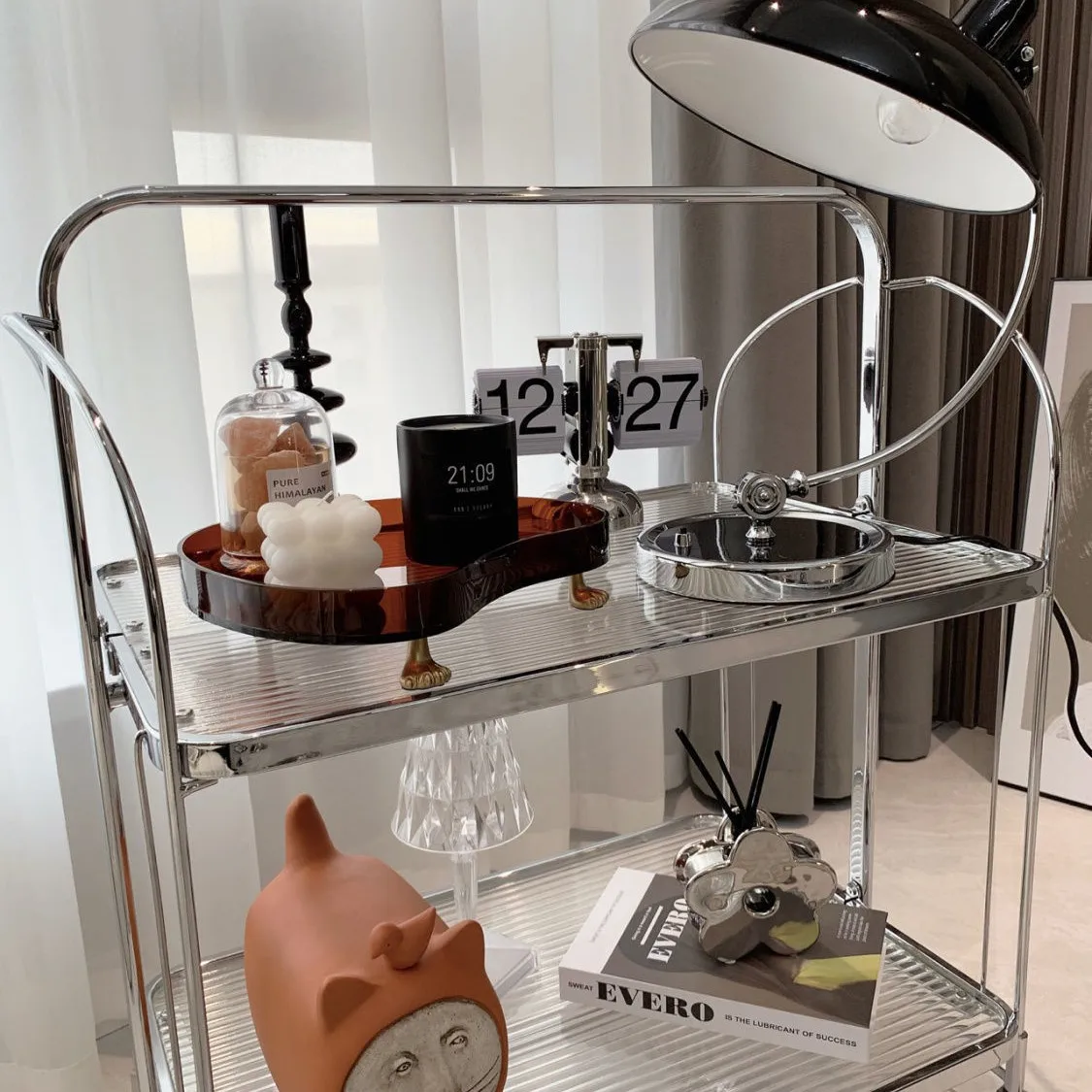 รถเข็นยุคกลาง รถเข็นแก้วมือถือแบบพับได้ รถเสบียงไวน์ ดาราอินเทอร์เน็ต ขอบเก็บแก้วใส