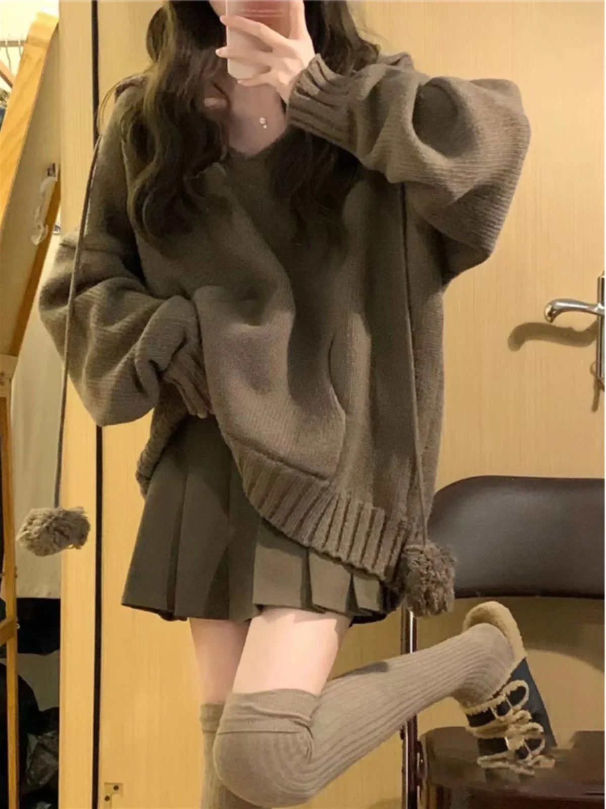 

plus Size Autumn Winter Knitted Sweater And Skirt Set for Women plus Size Clothes V Neck Long Sleeve Cover Belly Fashion Set