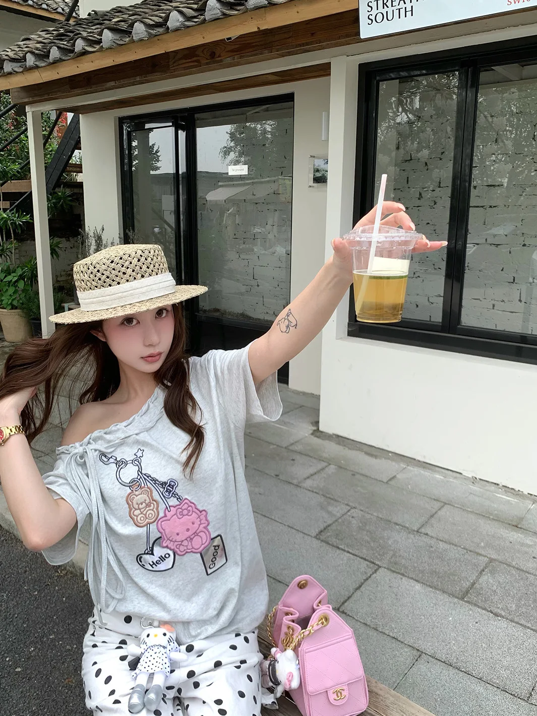 Shoulder Bared Kitty Bear Keychain Short Sleeve T Shirt Women Spring Summer New Casual Loose Fit Cotton Top with Button