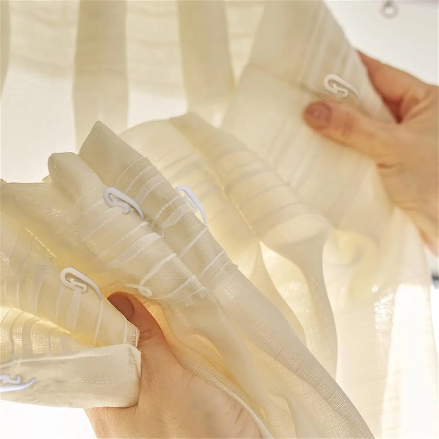 100 قطعة خطاطيف ستائر معلقة بيضاء خطاطيف ستائر بلاستيكية منزلية حامل نافذة شماعات أقطاب الستائر ملحقات المسارات