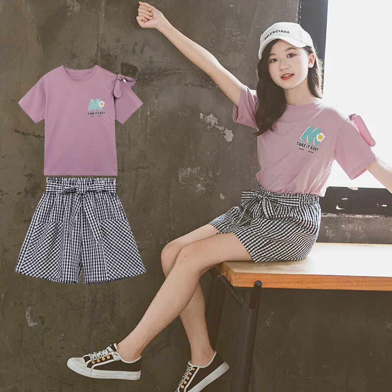 

2024 Summer School Girl 2PCS Clothes Set Children Girl Daisy Short Sleeve T-shirt Kids Girl Plaid Elastic Waist Shorts