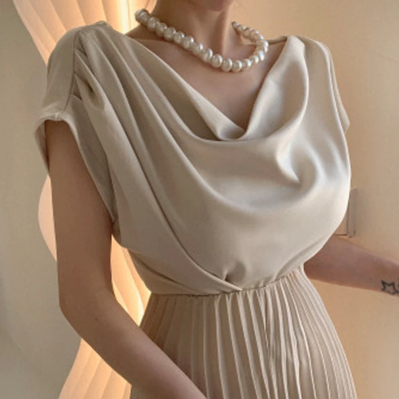 세련된 여름 루즈핏 v 넥 플리츠 반소매 셔츠 여성 탑 우아한 Drapey 다목적 버블 슬리브 캐주얼 블라우스