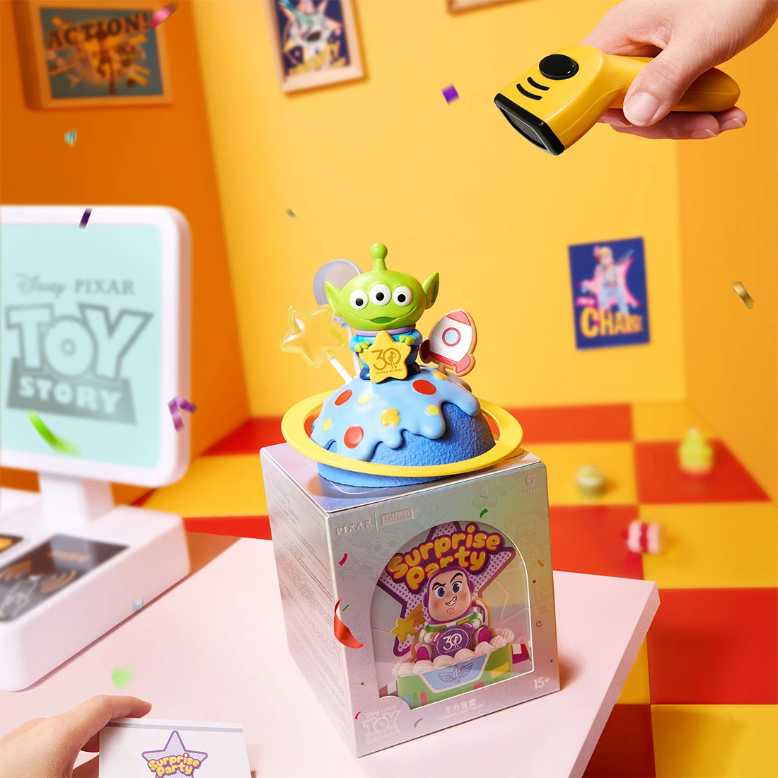 MINISO Disney Toy Story Blind - огляд і ціна Figure Display Box