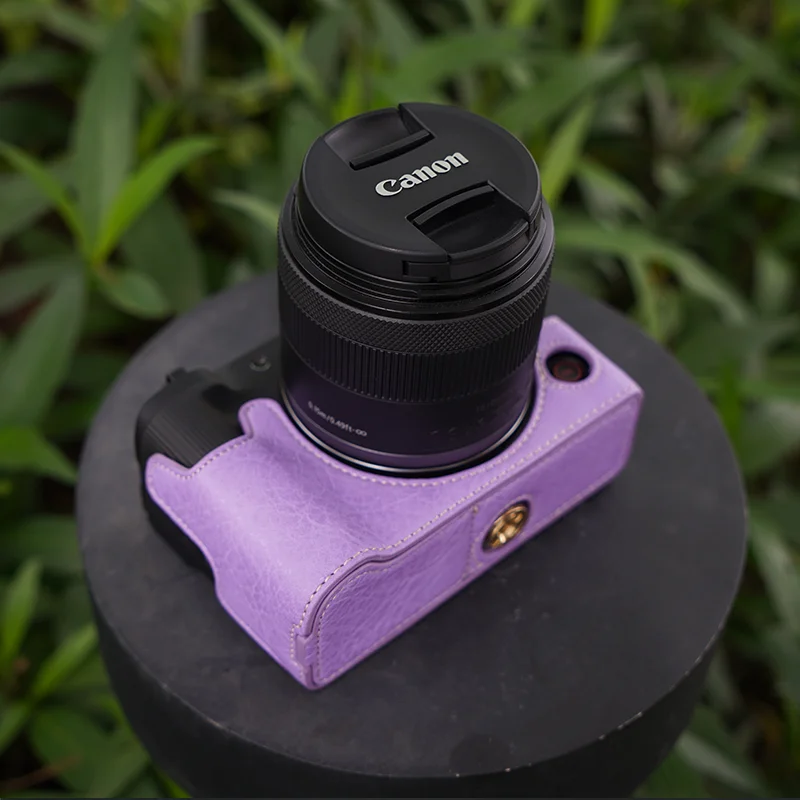 حافظة كاميرا بنمط ليتشي R50V جديدة مع حزام كتف لكاميرا Canon R50v وقاعدة حماية نصف قاعدة