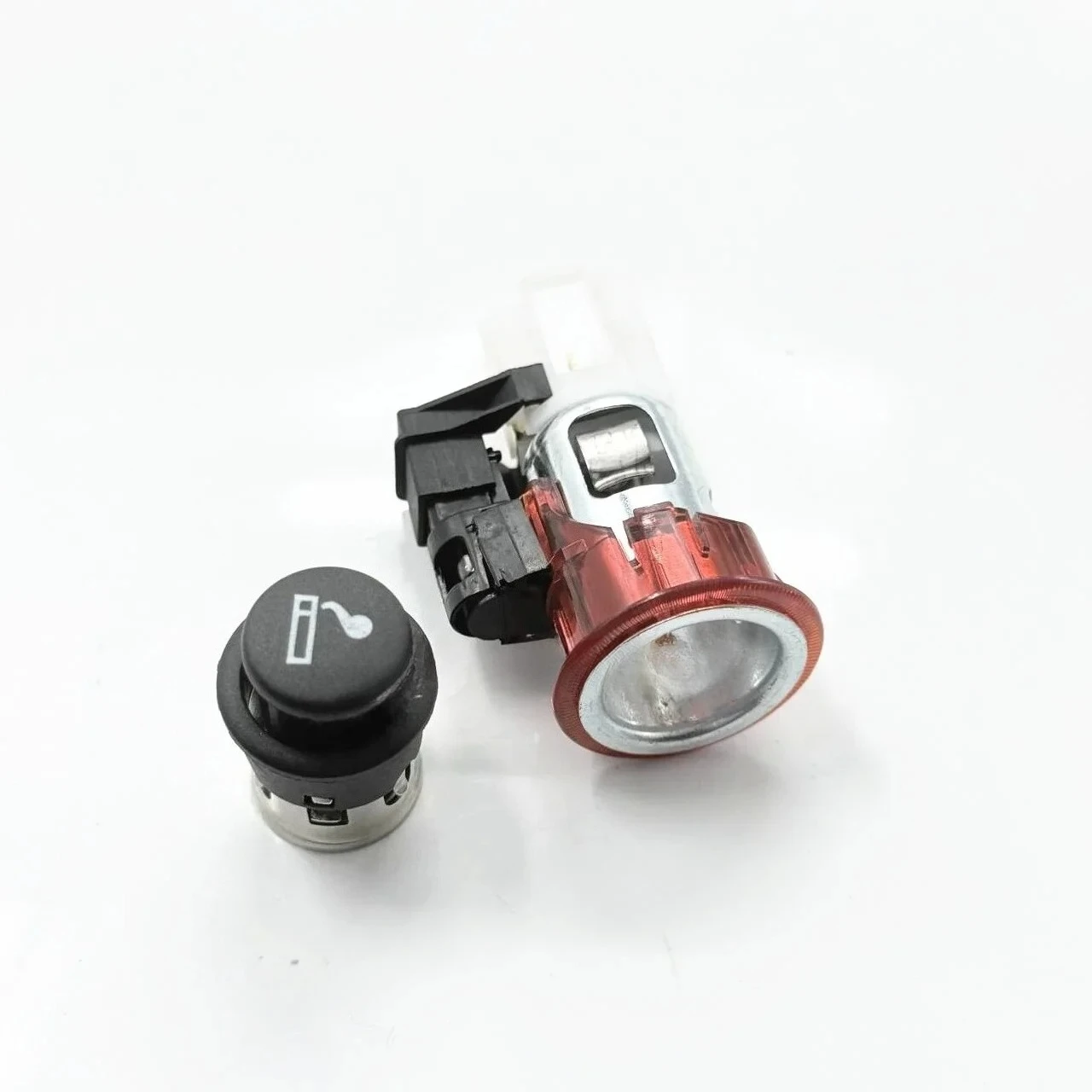 Car Mini Cigarette Lighter Replacement For AUDI A1 A3 A4 A6 A3 A5 A7 Q3 Q5 Q7 VW CC EOS POLO Passat Jetta Golf Tiguan 1J0919307