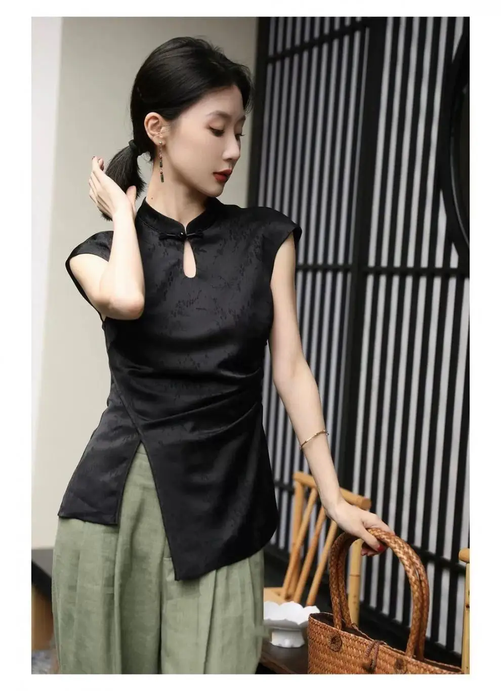 Cicio Top 2025 New Vintage Chinese Style Daily Improved Qipao Top Sexy Hollow Out Jacquard Blouse Sleeveles Button Split Top