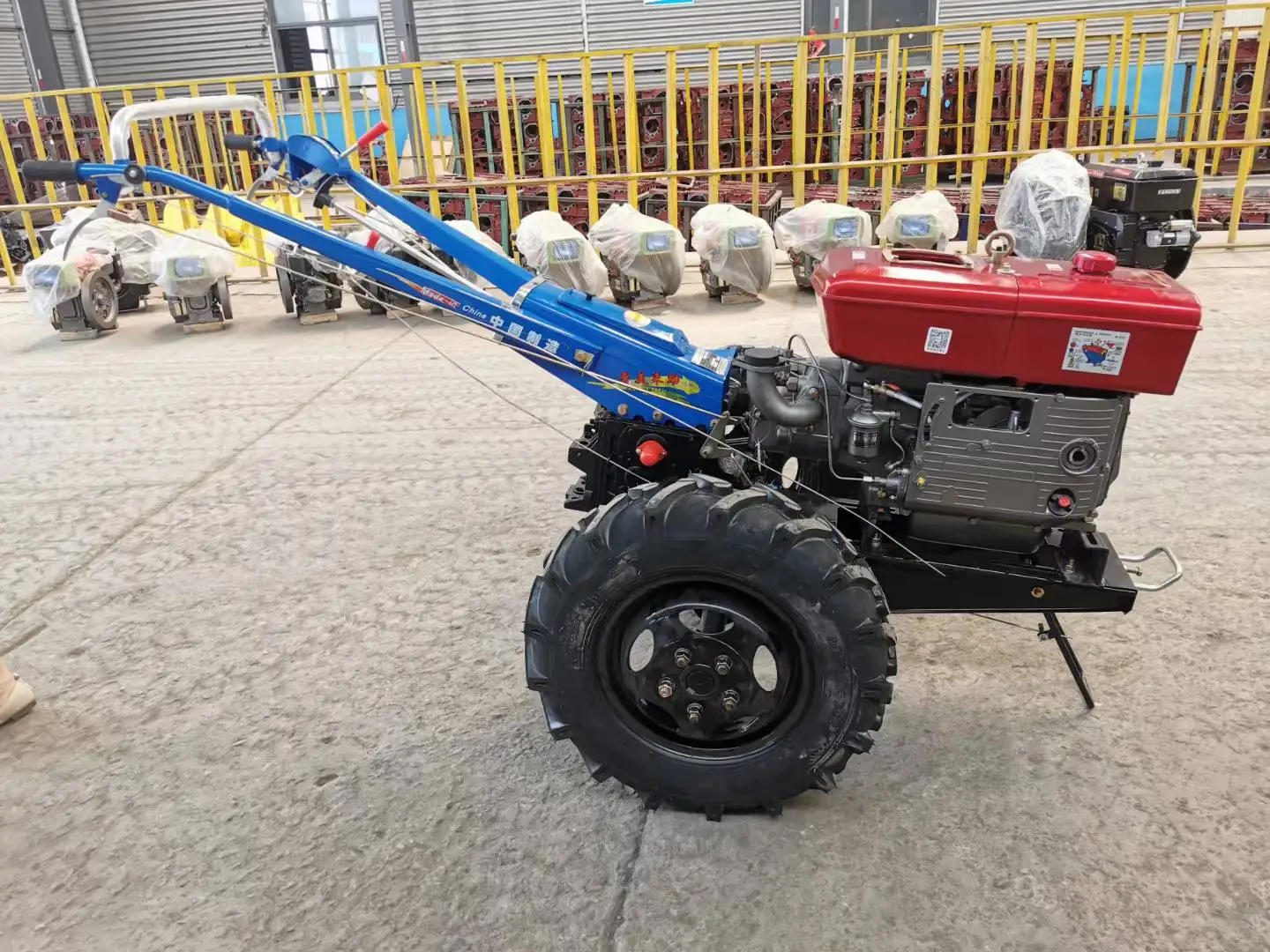 High-Durability 22HP  Engine & Motor With Gear-Driven System For Farm Tiller In Rough Countryside Conditions