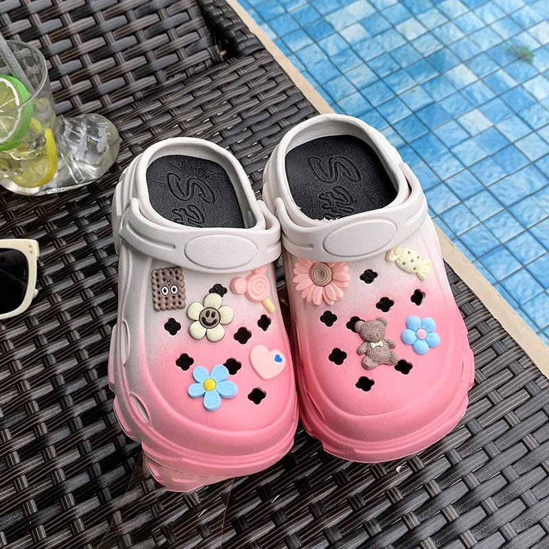 

2025 Children Fashion Beach Slippers for Girls Summer New Korean Style Soft Bottom Non-slip Breathable Versatile Chic Cool Shoes